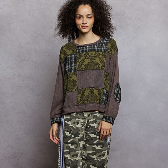 POL Patchwork Long Sleeve Top - Picture 4 of 4